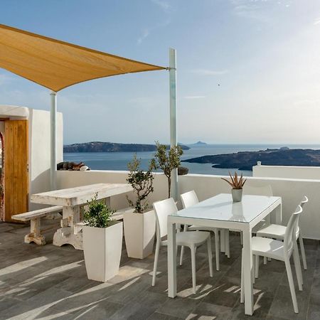 Akron Cliff Suite Fira  Exteriér fotografie