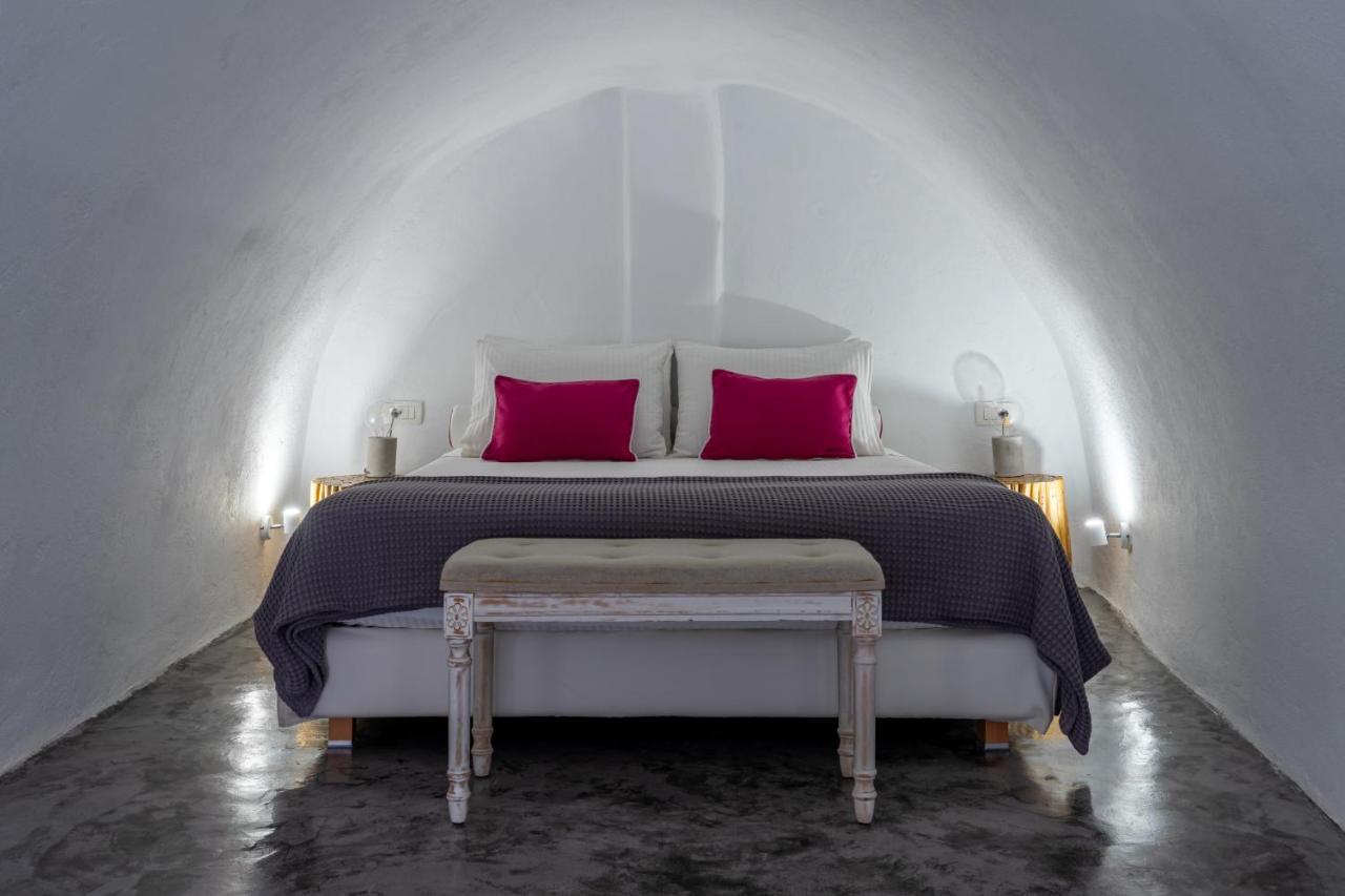 Akron Cliff Suite Fira  Exteriér fotografie
